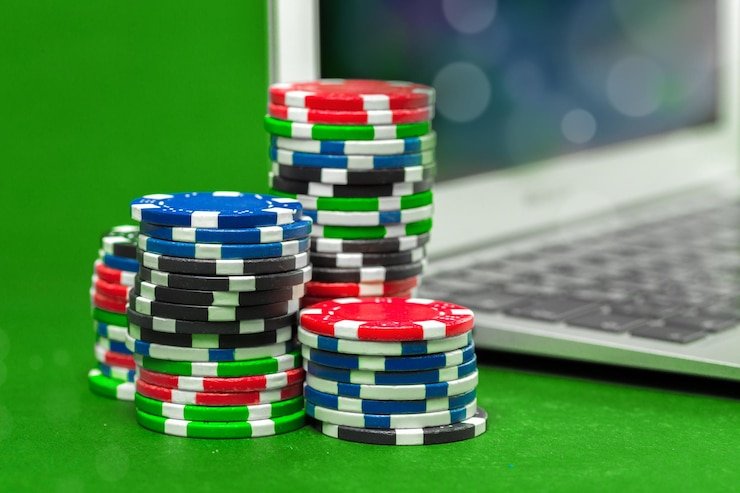 Pengguna menikmati slot online pada ponsel dengan tampilan yang responsif dan intuitif